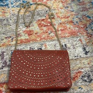 Francesca’s Red Wallet on Chain